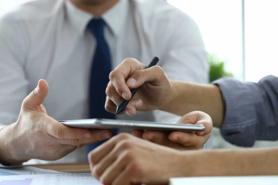 Bid-No-Bid Analysis: A Framework for Federal Contracts